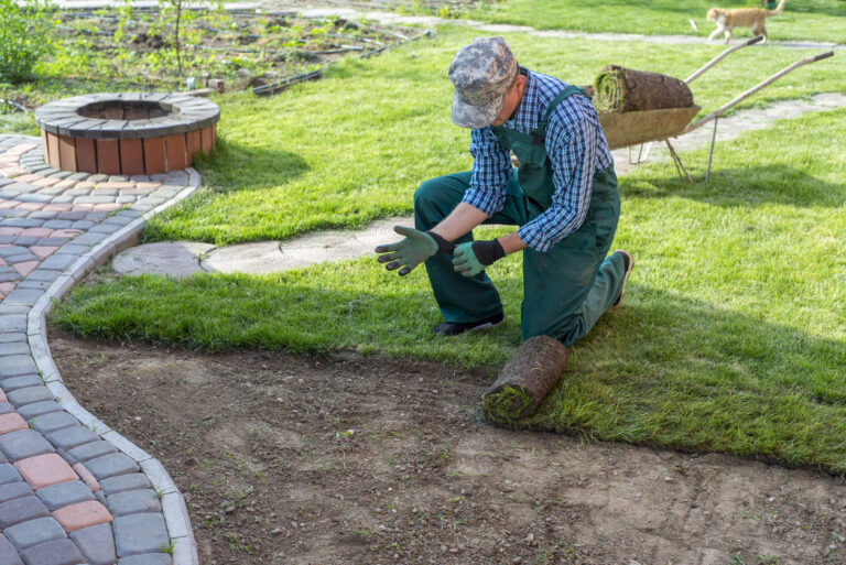 How to Plan and Pay for Landscaping Projects 