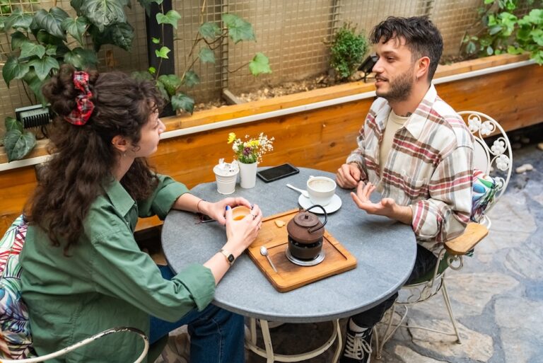 Money Issues to Discuss Before Tying the Knot 