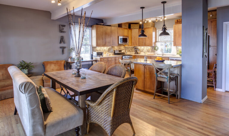 Renovate or Move? Homeowners’ Big Dilemma